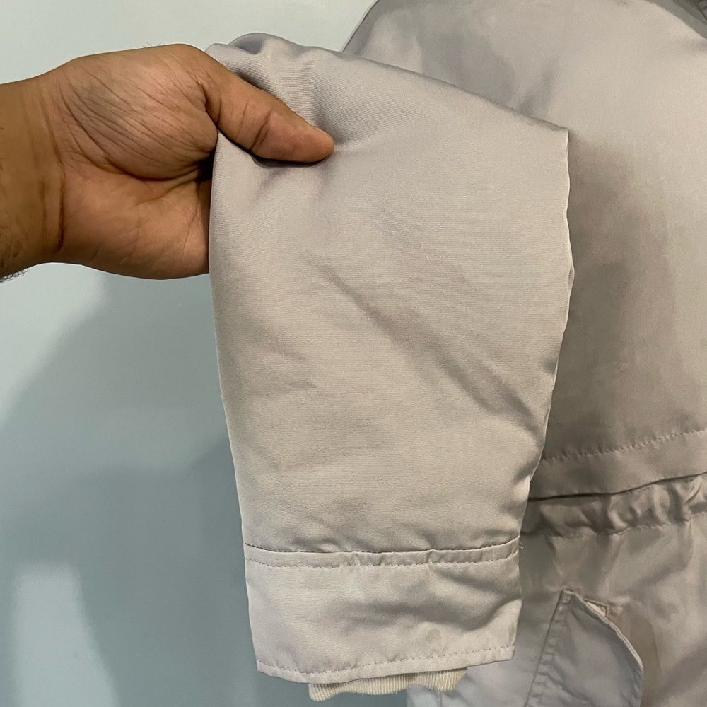 Hollister Women’s Parka - Picture 16 of 16